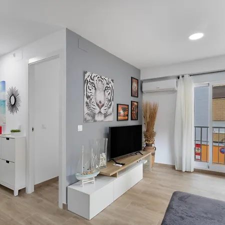A Pies Del Castillo Apartment