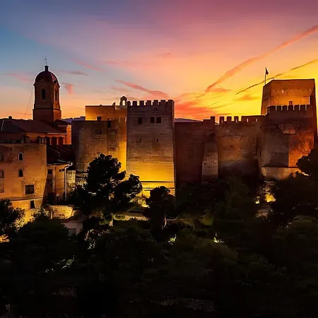 A Pies Del Castillo *